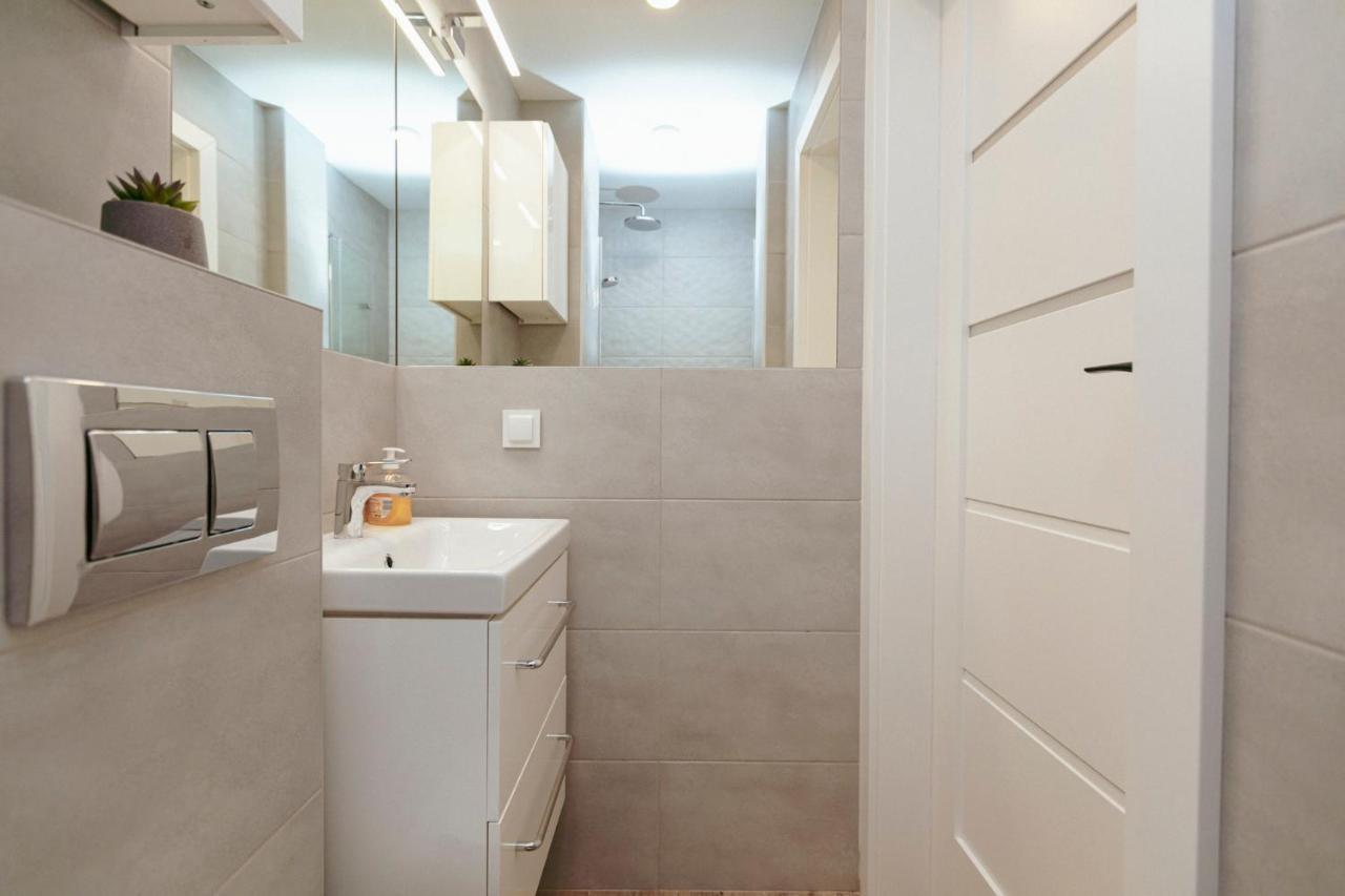 Bagno 7 - Piekny Widok Na Palac Kultury - Wifi - Smarttv 45cali - Better * Varsavia